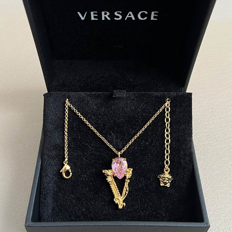 Versace necklace 03yxh190